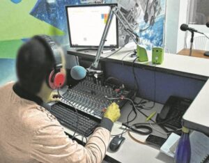 RADIO
