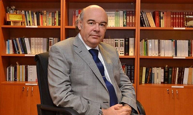 CORNEJO MINISTRO