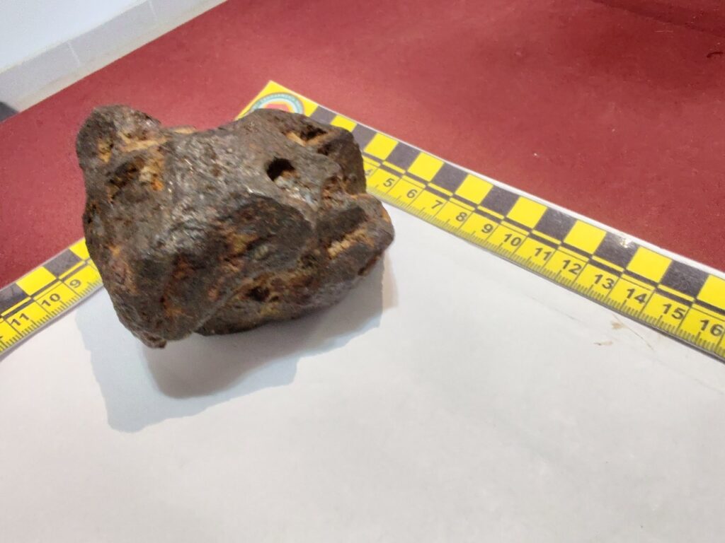 METEORITO