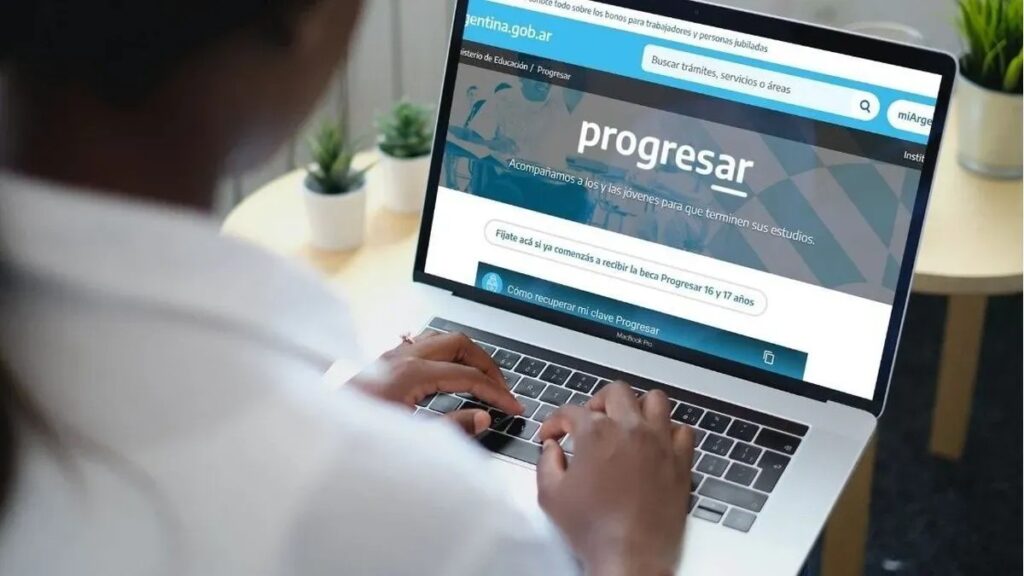 BECAS PROGRESAR
