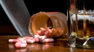 BEBIDAS CON PASTILLAS