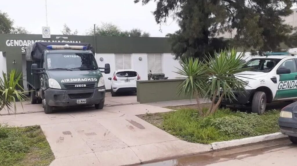 DETENIDOS GENDARMES
