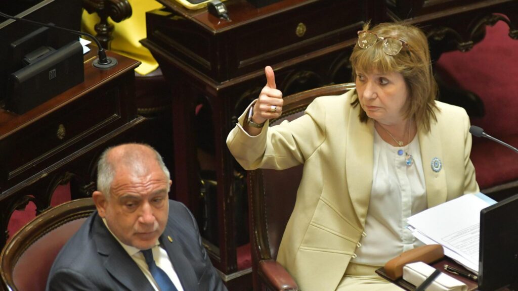 SENADORES PRESUPUESTO