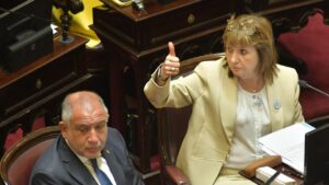 SENADORES PRESUPUESTO