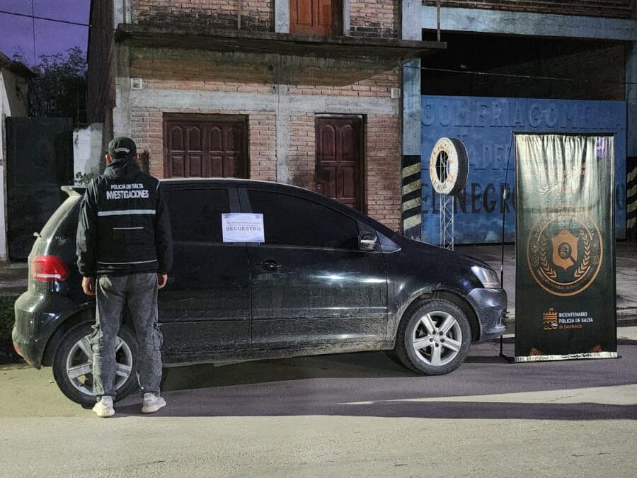AUTO ROBADA