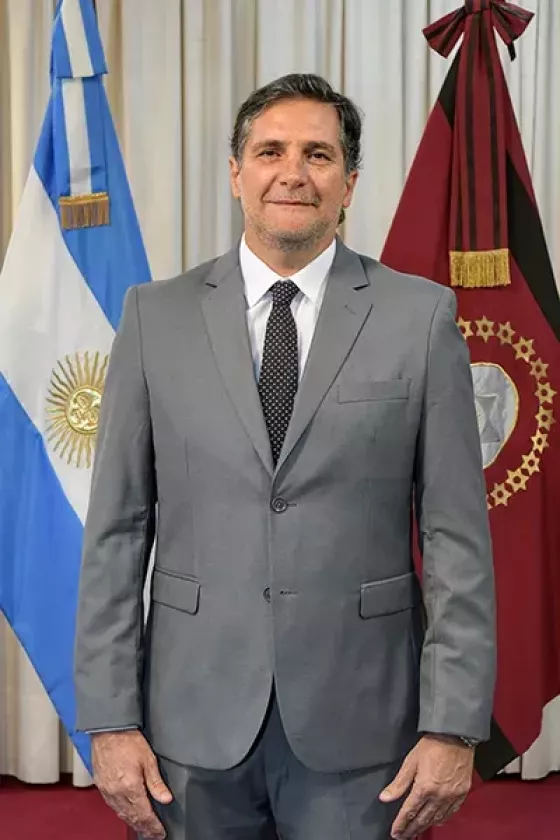 NICOLAS AVELLANEDA